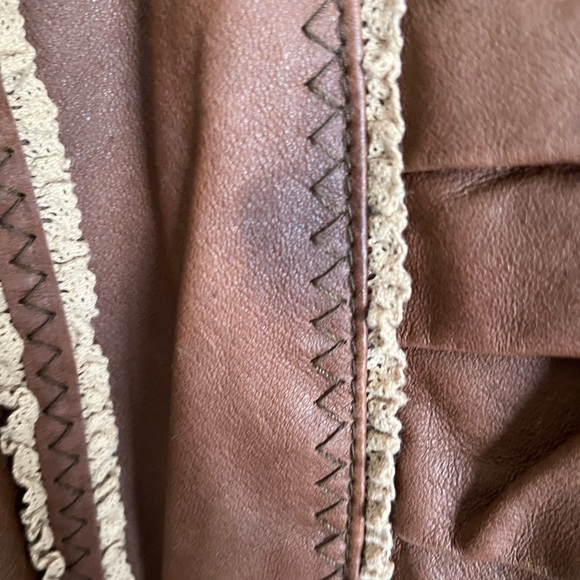 Leather coat - Picture 4 of 9